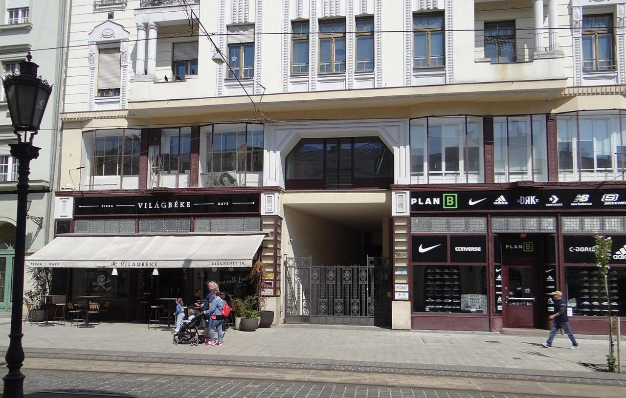 Julia Apartman Miskolc Extérieur photo